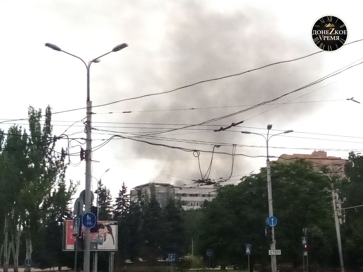 Обстрел центральных районов Донецка не прекращается пятый час