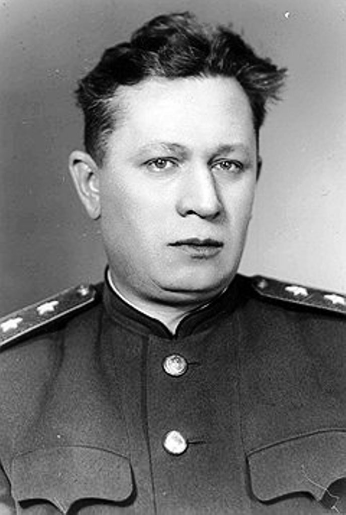 Генерал  Обручников Борис Павлович. Яндекс картинки.