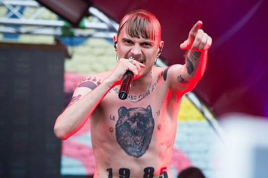    Раскрыта причина переезда группы Little Big в США