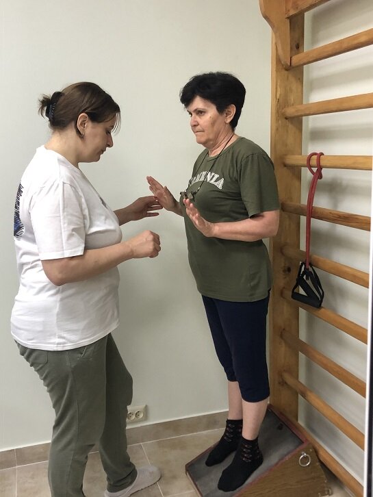 Индивидуальная работа с пациенткой реабилитационного центра