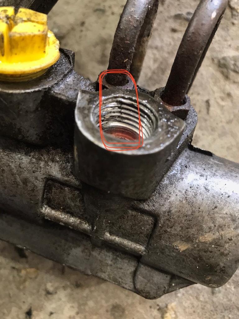 А вот и трещина