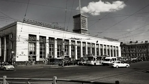 Финляндский вокзал в Ленинграде.