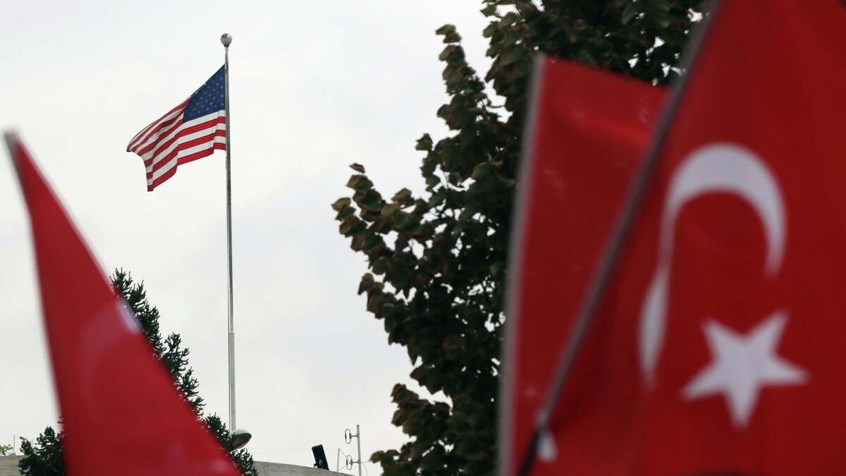 © AP Photo / Burhan Ozbilici