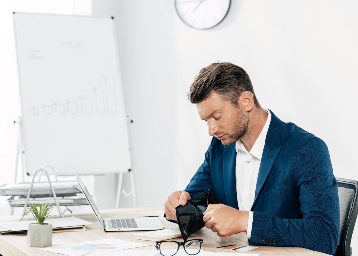 Бухгалтер заведует деньгами вашей компании, поэтому выбирать надо тщательно.