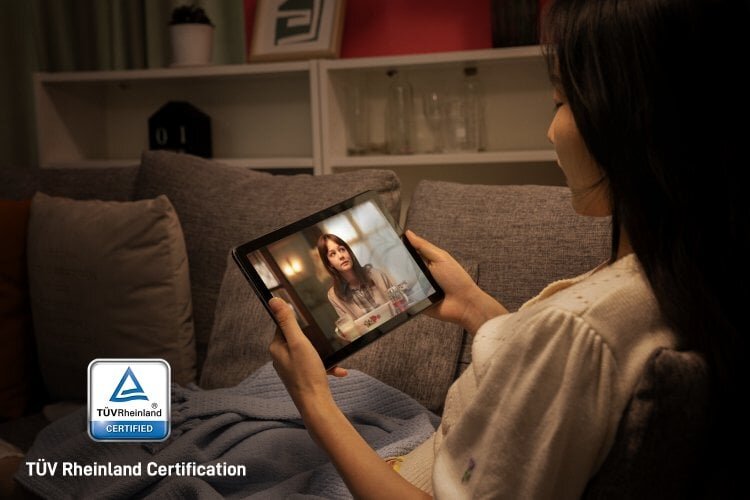    Экран Doogee T10 занимает 81% лицевой поверхности