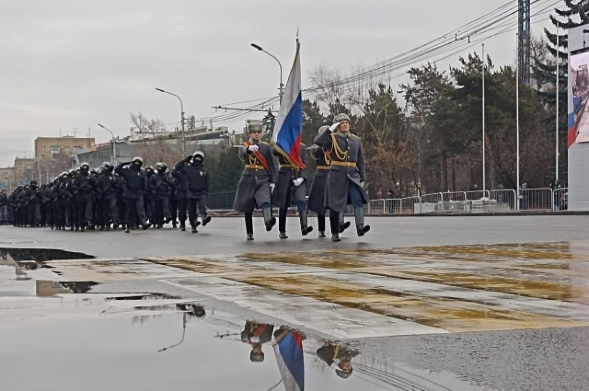 Тверь 4 ноября 2023. Парад в Красноярске к Дню народного единства.