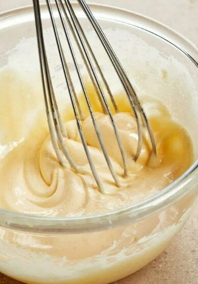 Взбитые с сахаром желтки