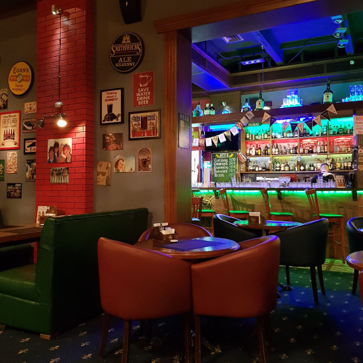 Не устаем радоваться местным заведениям