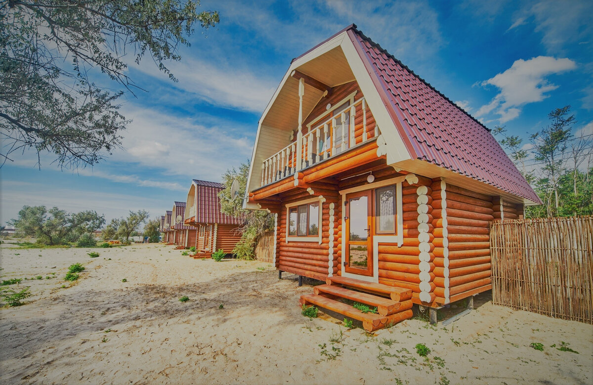 Лучше арендовать жилье на официальных сайтах или на месте.