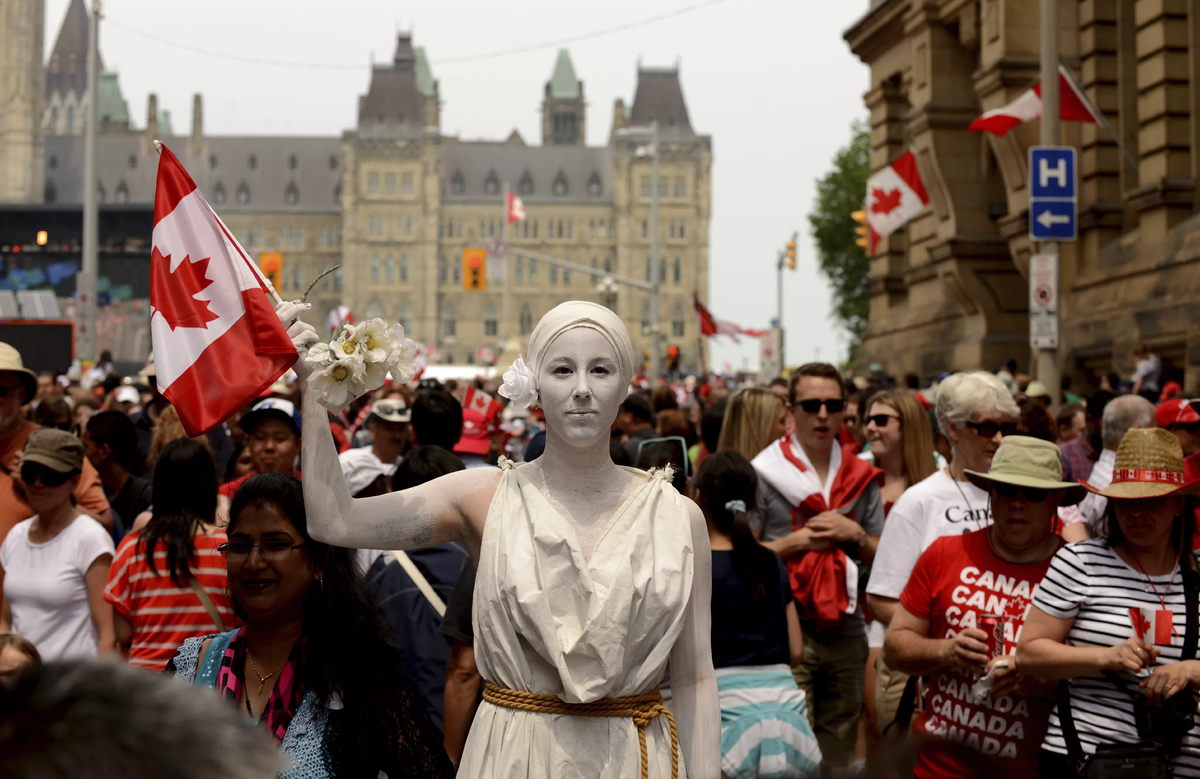 The people of canada celebrate. Население Оттавы. Оттава люди. Канада люди. Канадские жители.