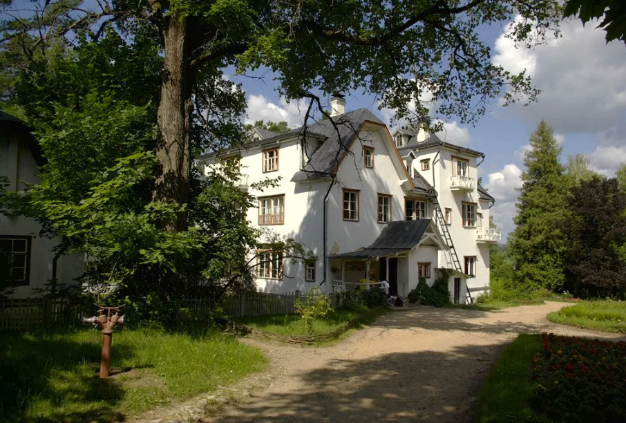 Усадьба Поленово под Тарусой. Фото: Neizvestniy-geniy.ru