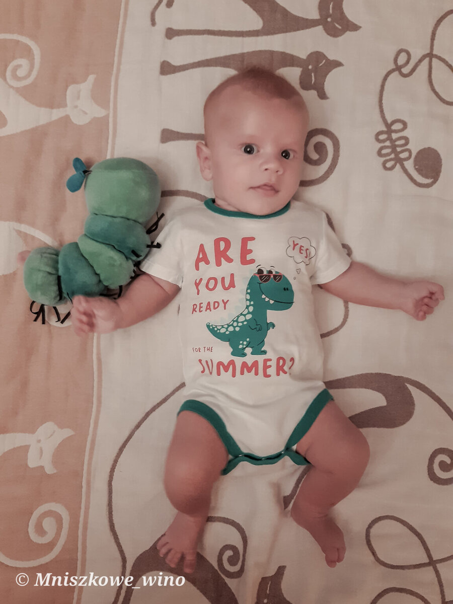 Грудничок в 3 мес с нормальным тонусом