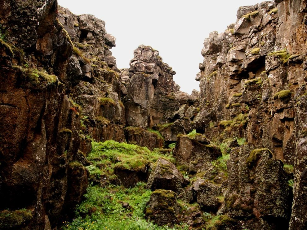 Каменистая гора.