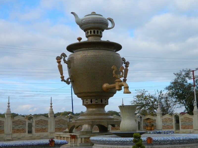 Памятник самовару в Суксуне