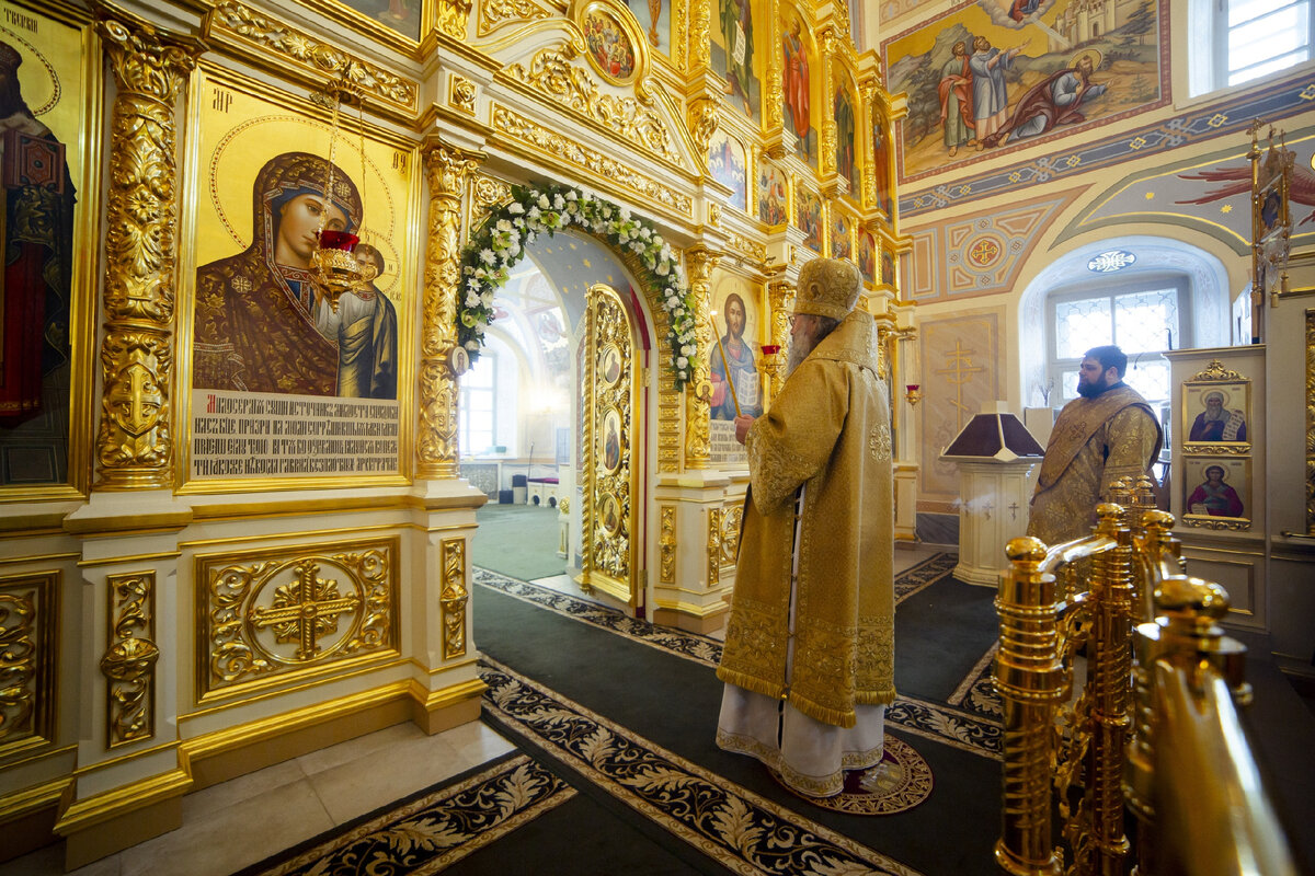 Фотографии с сайта Татарстанской митрополии