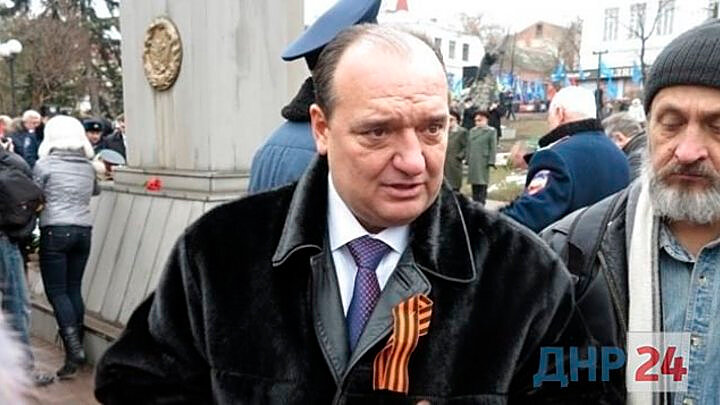 ВЛАДИМИР СТРУК, МЭР ГОРОДА КРЕМЕННАЯ, ОТЕЦ ДВОИХ ДЕТЕЙ И ДЕД ДВОИХ ВНУКОВ БЫЛ ПОХИЩЕН И ЗВЕРСКИ УБИТ УКРОНАЦИСТАМИ. ФОТО: ИНФОРМАЦИОННОЕ АГЕНТСТВО ДНР24 