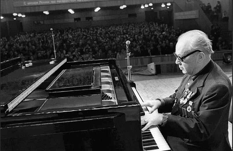 Никита Богословский