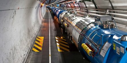 Фрагмент LHC, сектор 3‑4 Большого адронного коллайдера.