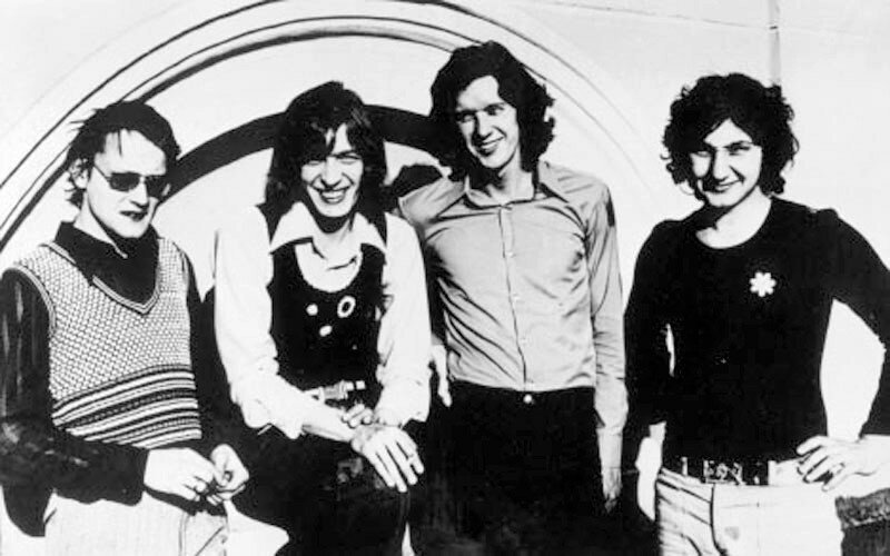 Александр Лосев в составе группы «Цветы»