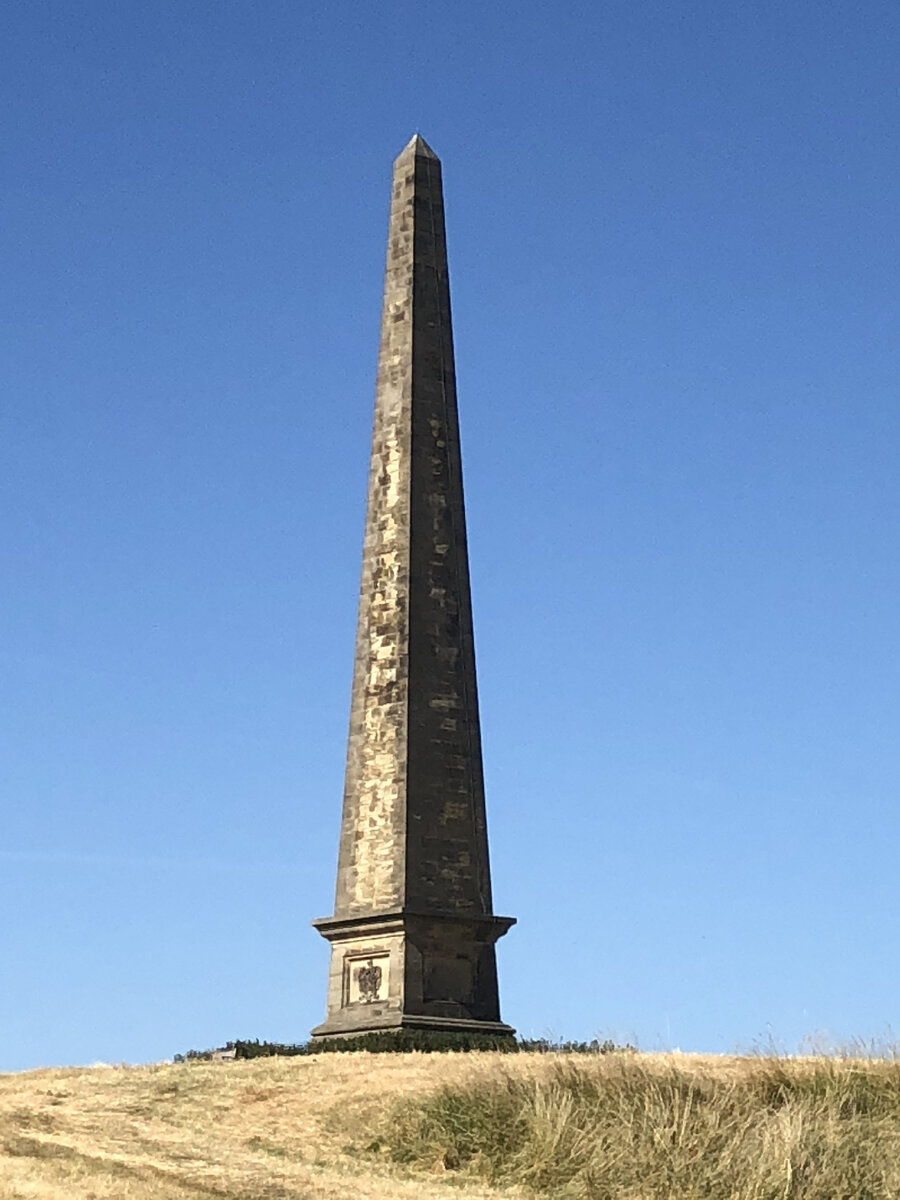 Монумент вашингтона вашингтон. Гномон обелиск. Обелиск смысл. Обелиск это определение. Гикфейп обелиск.