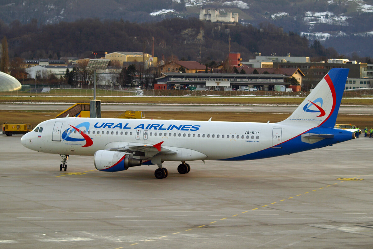 Airbus a320 уральские авиалинии фото