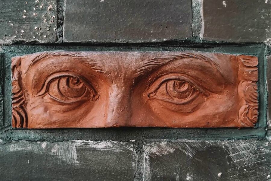 Арт-объект «Глаза Канта» на ул. Черняховского, 1-5 в Калининграде. Фото: Фонд капитального ремонта Калининградской области