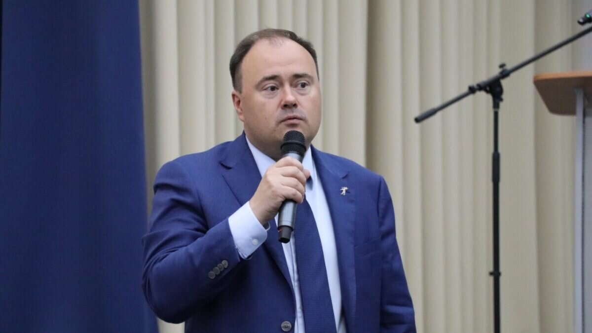    официальная страница Артема Молчанова