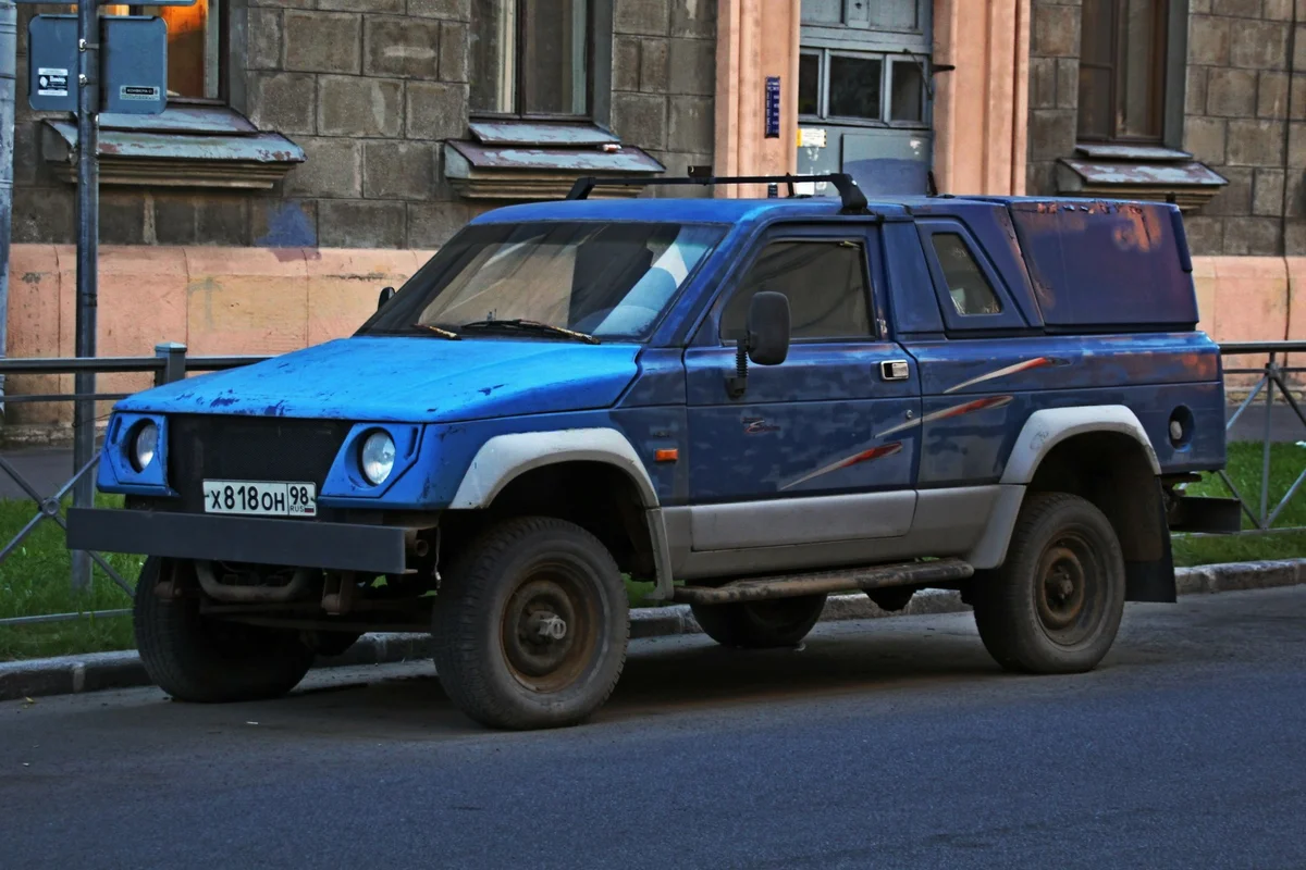 Франкенштейн из Кузбаса. «АВТОС-2317» джип, который собирали из пластмассы  | БИБИП | Дзен