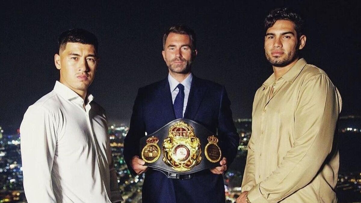    Дмитрий Бивол, Эдди Хирн и Хильберто Рамирес© Соцсети российского боксера