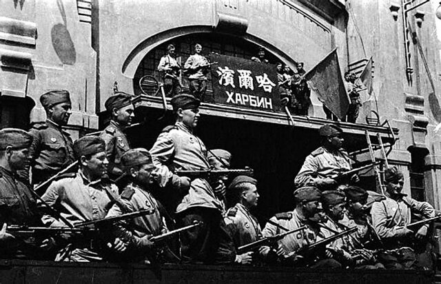    В освобожденном Харбине