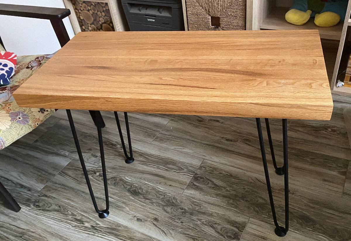 Чайный столик из мебельного щита дуба