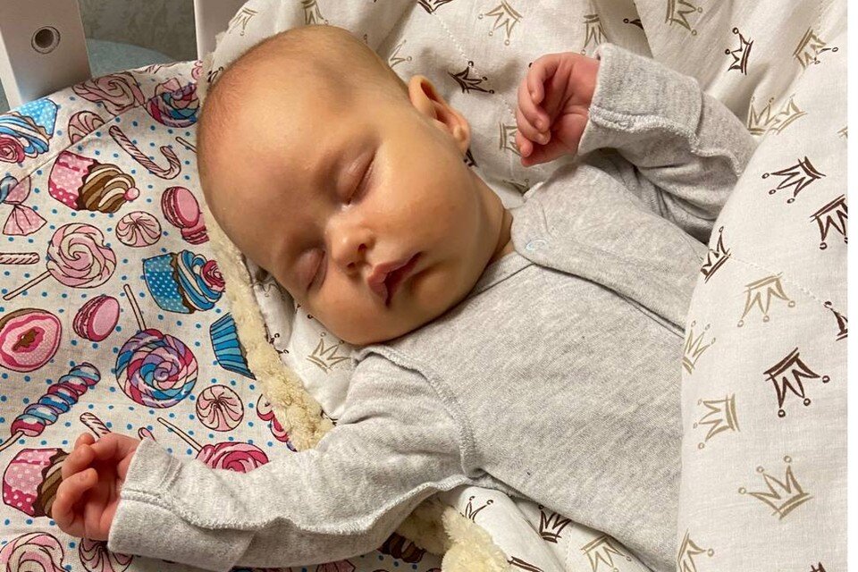     Девочка родилась с ретинобластомой, хотя родители полностью здоровы. Фото: Предоставлено родственниками