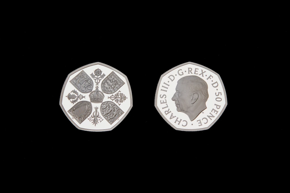 50 пенсов Charles III Rex 