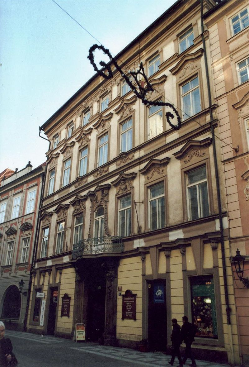 Грзанский дворец