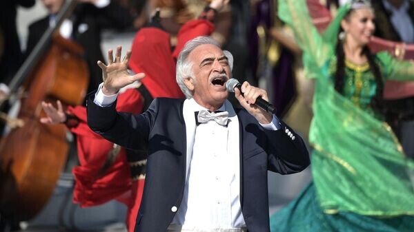   CC BY 4.0 / Kremlin.ru / Polad Bülbüloğlu