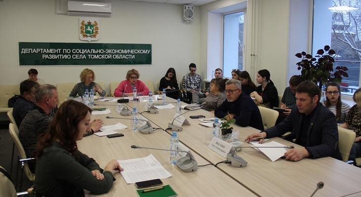    Ягодоводы Томской области поделились передовым опытом по выращиванию земляники садовой