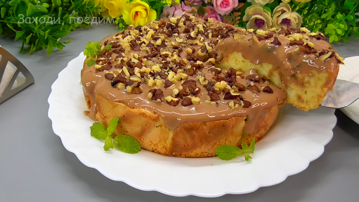 Яблочный пирог с карамельной заливкой