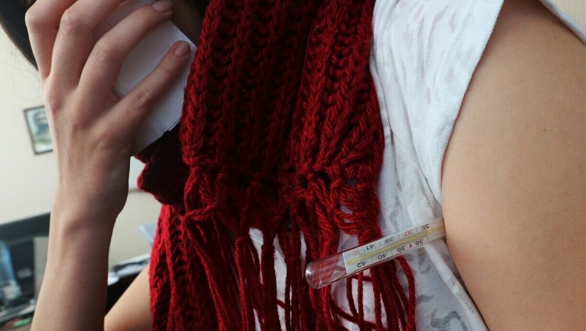     За прошедшую неделю в России выявили 918 случаев заражения гриппом и ОРВИ, что на 7% больше, чем неделей ранее. Об этом сообщили в пресс-службе Роспотребнадзора.