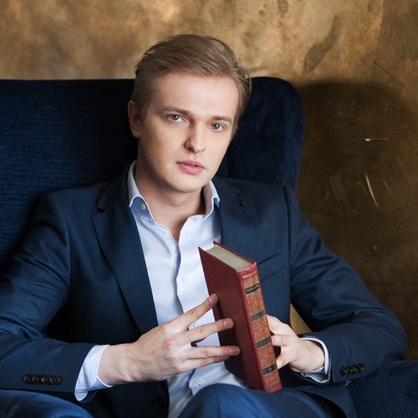 Илья урусов актер из сериала фарма фото