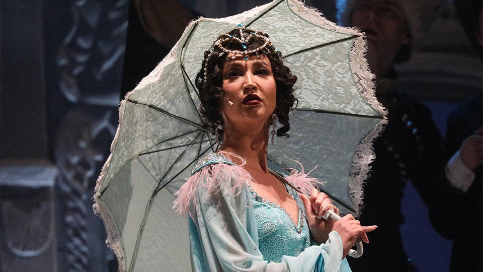 Ольга Бузова МХАТ 2021 Фото: РЕН ТВ