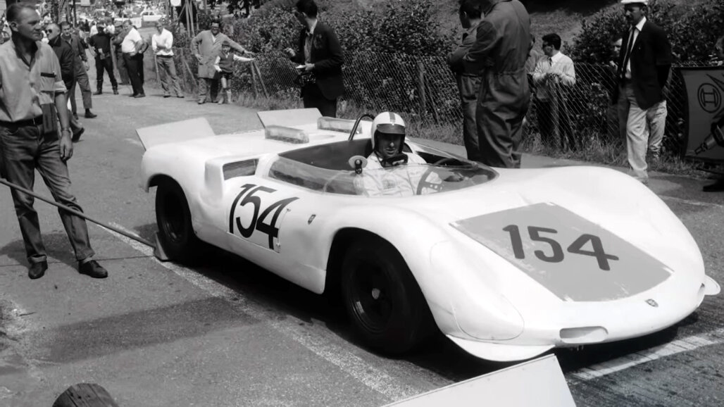 Лудовико Скарфиотти за рулем Порше. 1968 год