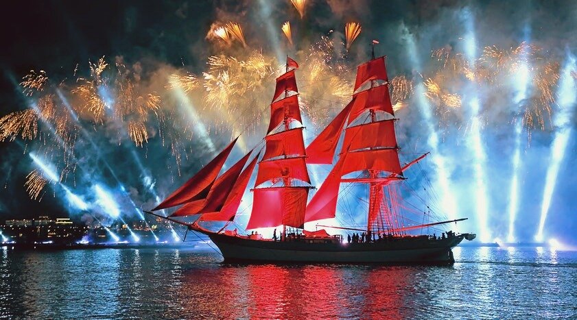 В июне в Санкт-Петербурге проходит фестиваль «Белые ночи» 