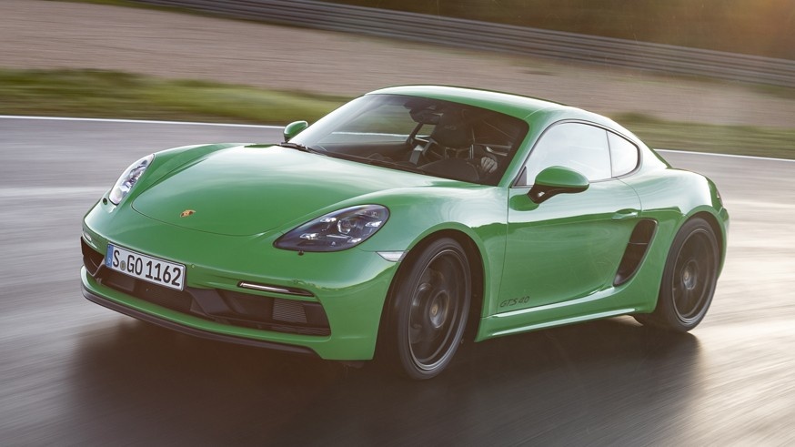 На фото: актуальный Porsche 718 Cayman