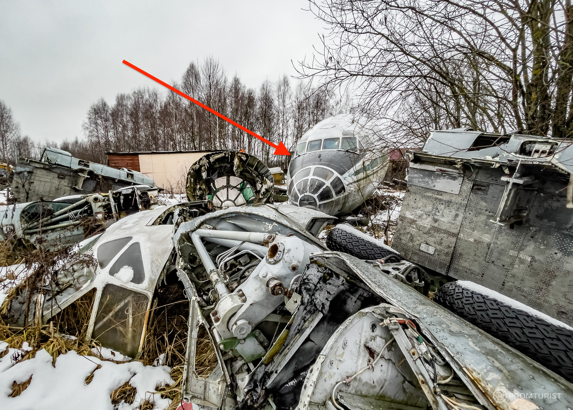 Кабина самолёта на огороде в деревне. Как она там оказалось - рассказываю ???6