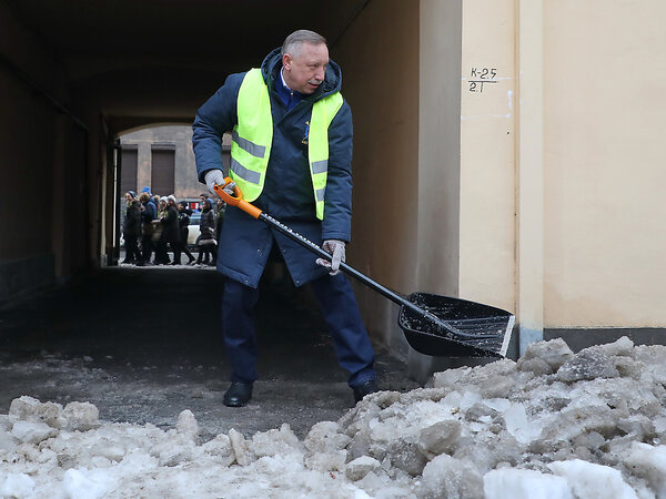 Автор Илья Казаков, фото взято отсюда https://www.fontanka.ru/2019/03/01/040/