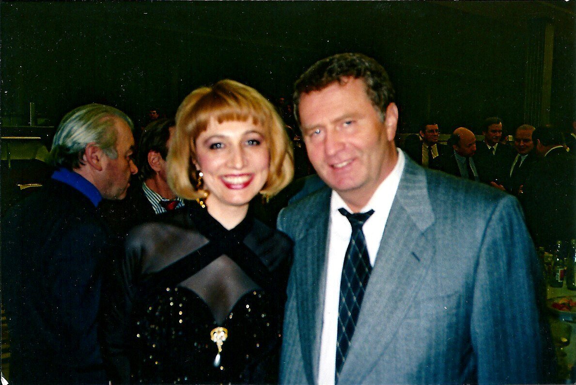 В.В.Жириновский и Галина Конышева 15.02.1996 Кремлевский дворец Съездов. Концерт посвященный Дню выводов из Афганистана.
