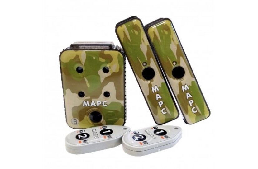 Многофункциональная автономная радиоуправляемая сигнализация «МАРС-2П».

   Назначение и возможности применения. Многофункциональная автономная радиоуправляемая сигнализация «МАРС-2П» предназначена для охраны объектов зимой и летом в походных и стационарных условиях, как снаружи, так и внутри помещений. Характеризуется наличием автономного встроенного питания с большим ресурсом работы, легкой и быстрой постановкой и снятием с охраны, надежностью, защитой от воздействий пыли и влаги, удобством в эксплуатации.

Сигнализация состоит из приёмника, двух радиодатчиков и двух радиопультов. Датчики устанавливаются на охраняемые объекты и при их перемещении вырабатывают радиосигналы нарушения. По приёму сигналов нарушения приёмник вырабатывает звуковой сигнал тревоги. Пульты служат для постановки снятия сигнализации с охраны, принудительной подачи и снятия звукового сигнала тревоги, чтобы отпугнуть нарушителя или животного. Дальность действия радиодатчиков на открытом пространстве — до 1 км, слышимость сигнала тревоги — более 200м на открытом пространстве.

Приёмник можно установить постоянно, либо носить с собой. Для этого случая предусмотрена регулировка громкости сигнала тревоги. Количество датчиков можно увеличить до 16. Радиопульты действуют только с поставляемым приёмником.