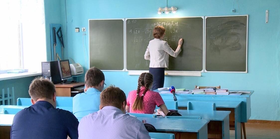 Приморье примет педагогов из других регионов России и заплатит им по 2 млн. руб.
