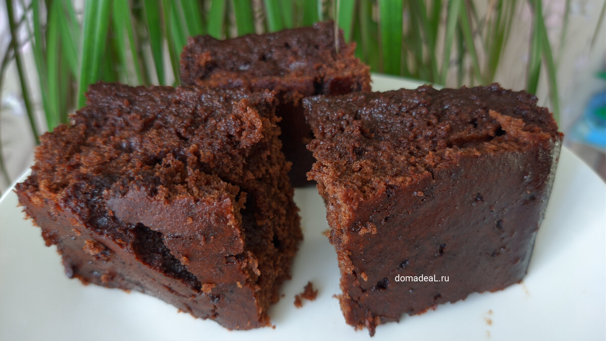 посмотрите, какая бархатистая и нежная получается выпечка с насыщенным цветом