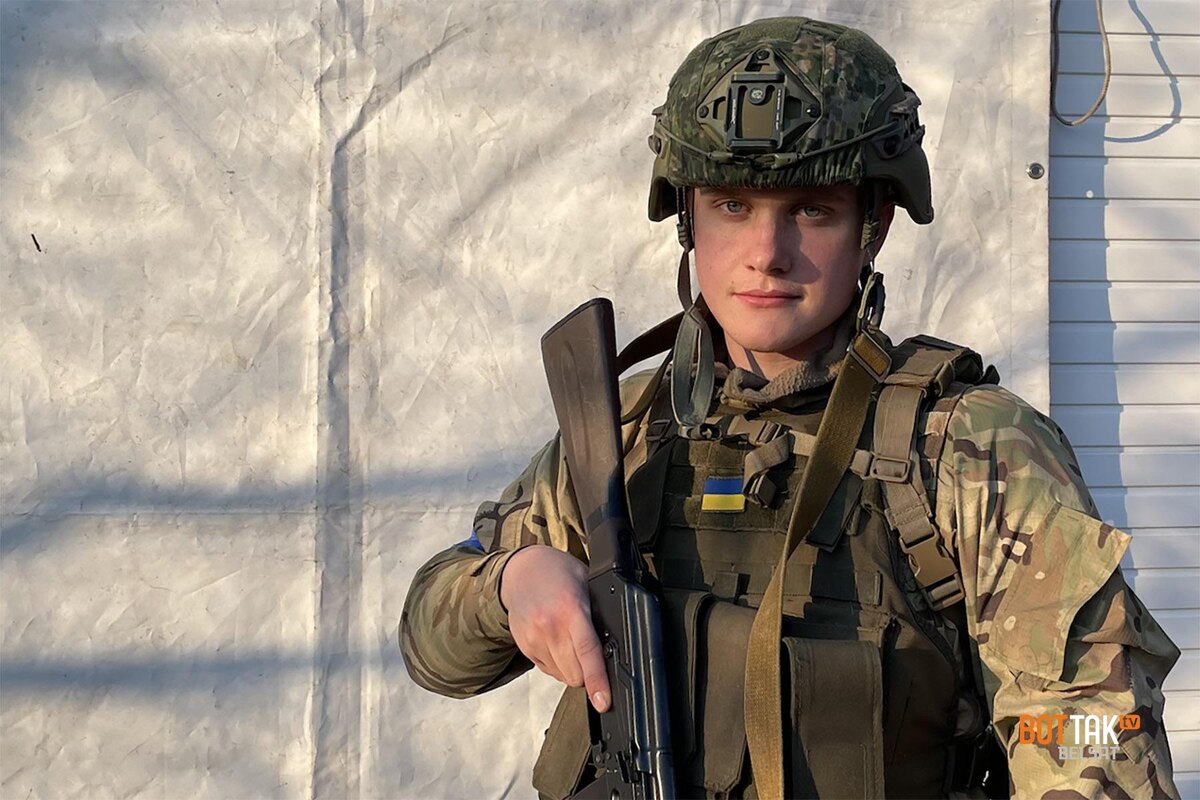 Максим на боевой позиции. Гоголев, Украина. Март 2022 года. Фото: Роман Попков / «Вот Так»